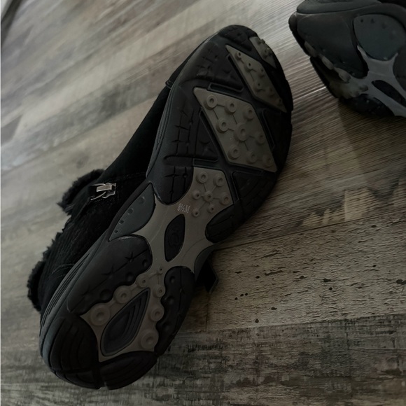 Easy Spirit Black Ankle Boots Women’s Size 8 1/2 - Picture 7 of 8